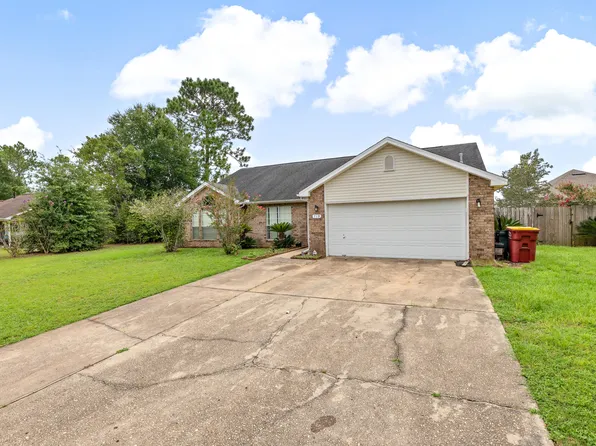 719 Majestic Prince Ct, Crestview, FL 32539