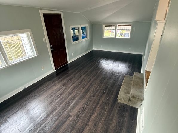 240 Horseheads Blvd #1