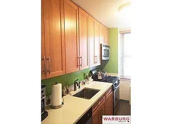Rented by Warburg