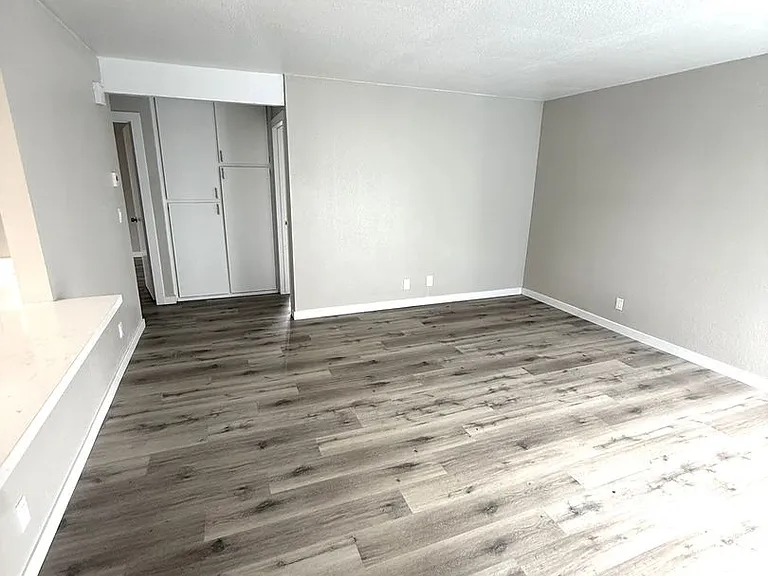 1265 Nice Ave — Photo 2