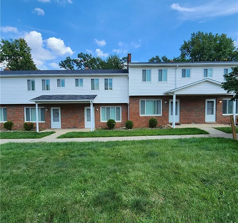 83 Sprague Rd