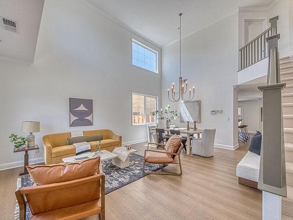 2nd image of 4 Rhode Island Cir