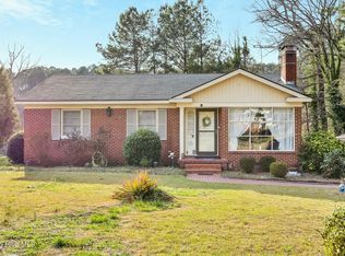 604 Walnut St, Carthage, NC 28327