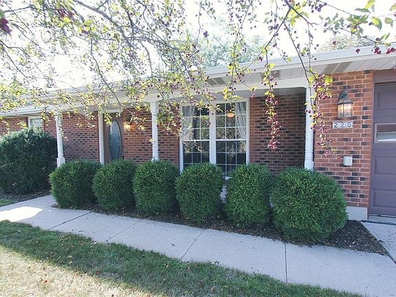 2nd image of 225 Gemini St