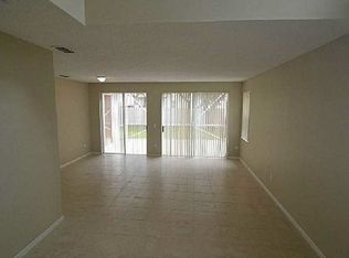 350 NW 152nd Ave, Pembroke Pines, FL 33028