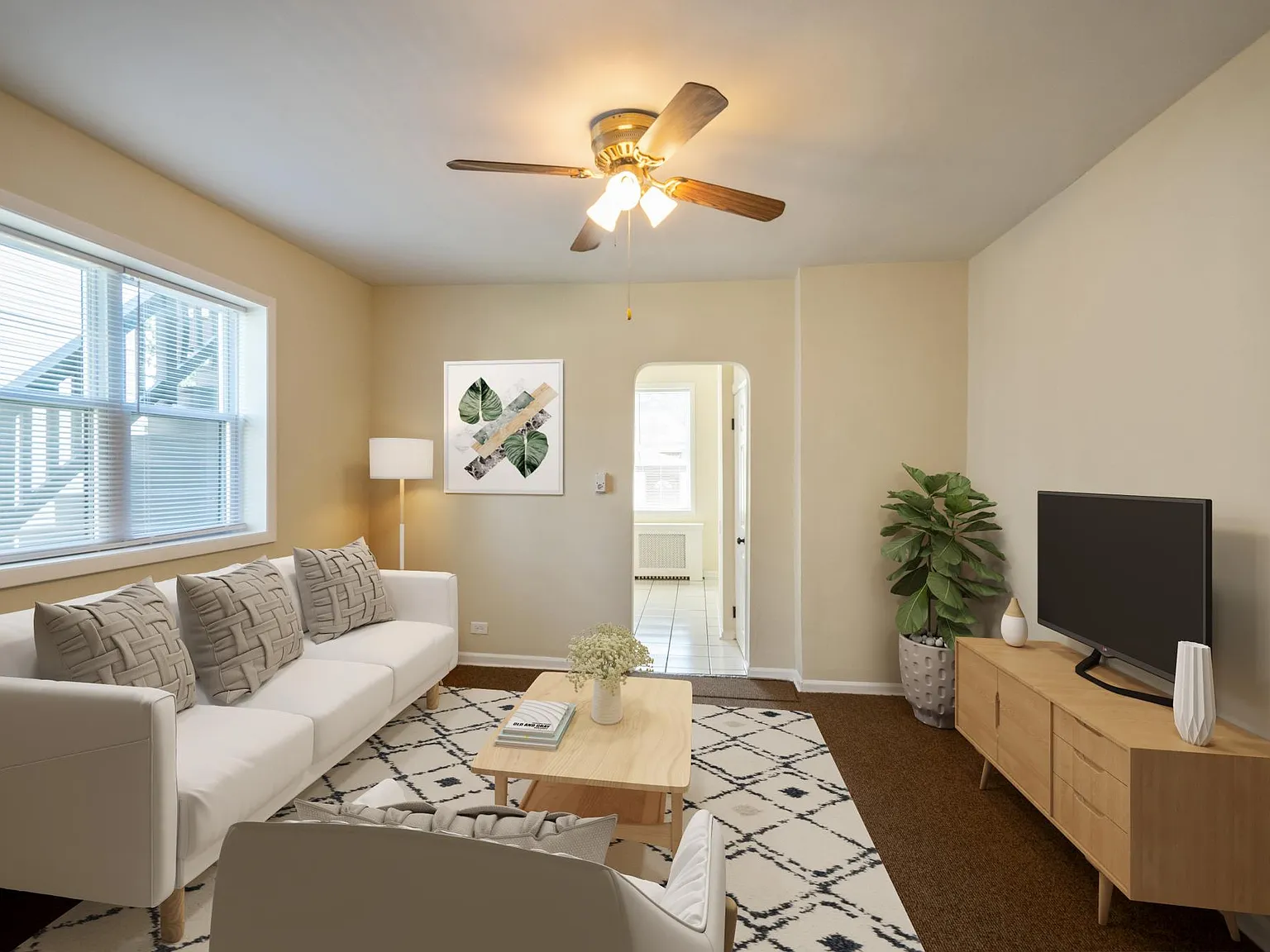 2 bed, 700 sqft, $1,550 — Photo 1