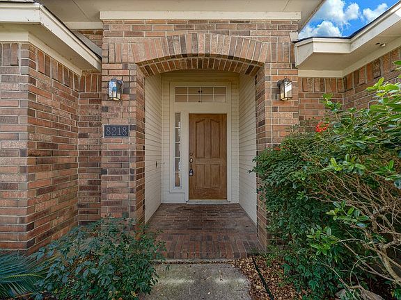 5th image of 8218 Parkland Hills Dr