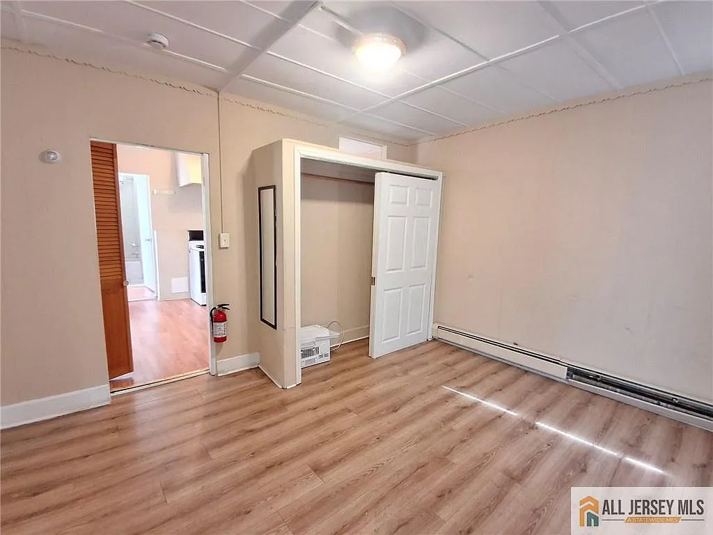 1 bed, 1.0 bath, $1,550 — Photo 4