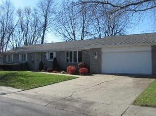 551 N Hickory St, Manteno, IL