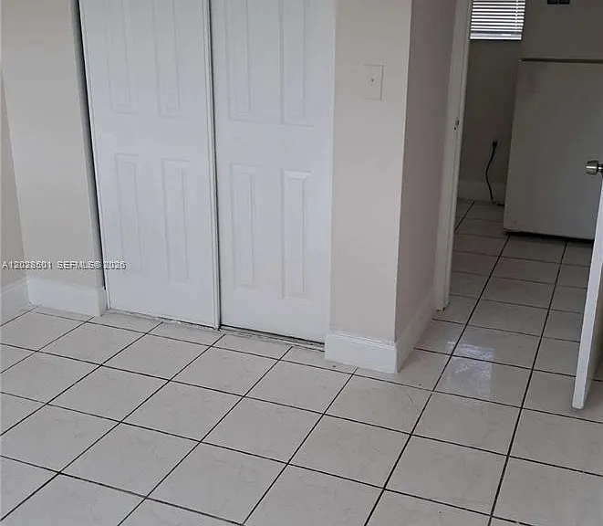 1362 SW 2nd St #7 — Photo 3