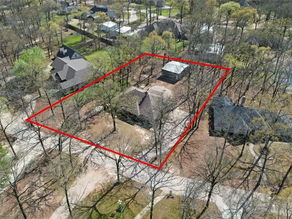 225 Red Oak Ln, Powderly, TX 75473