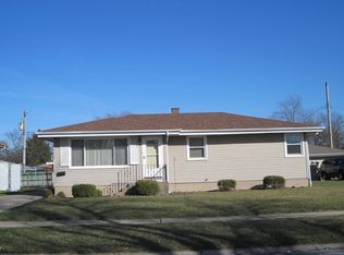 9407 Farmer Dr, Highland, IN 46322