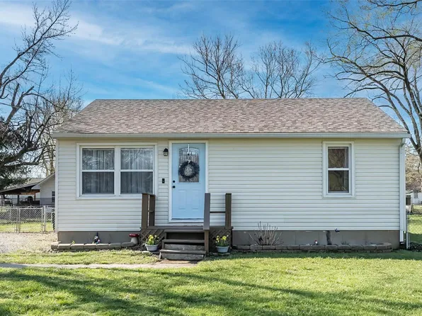 2628 Ruth Ave, Saint Charles, MO 63301