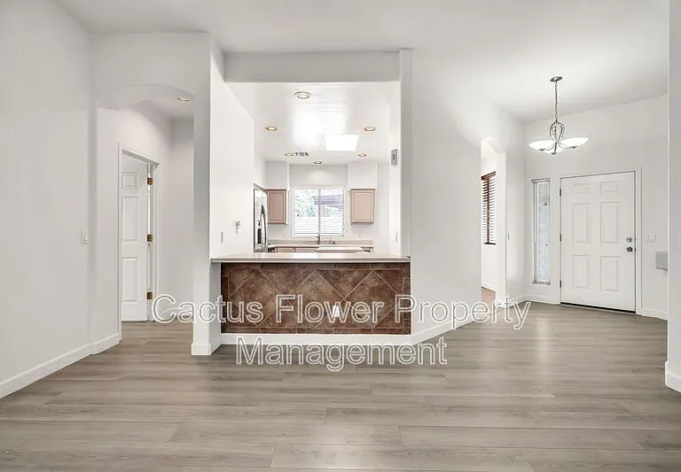 20276 N 64th Ave — Photo 12
