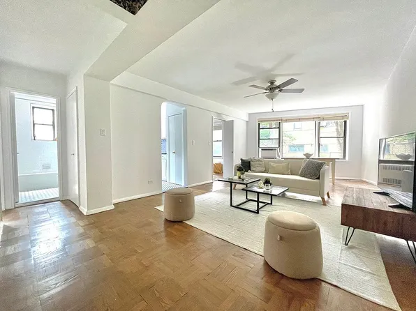 30 E 9th St APT 1D, New York, NY 10003