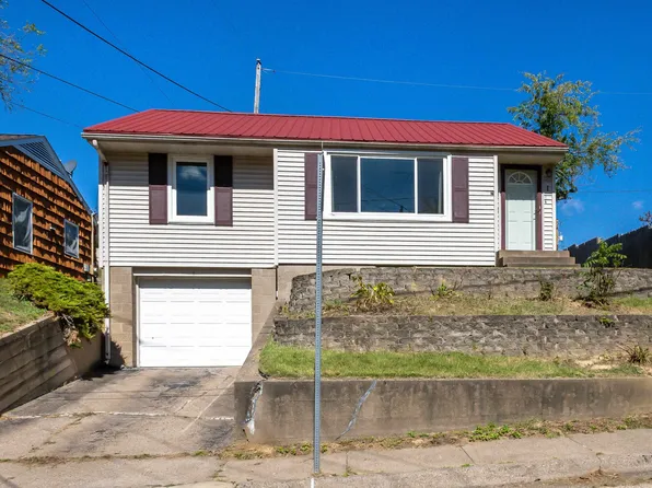 1 Lindberg Ter, Dubuque, IA 52001