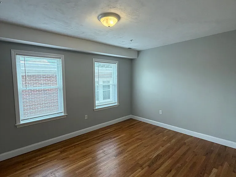 462 Fletcher St #5 — Photo 5