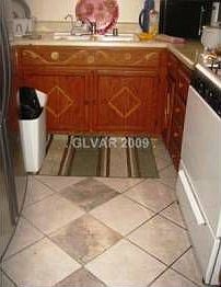 2nd image of 4635 Denwood Dr