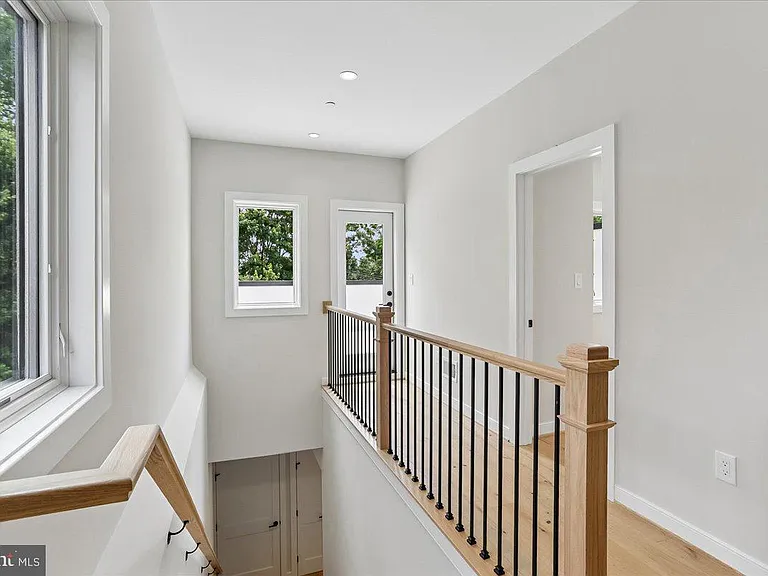 3929 Fulton St NW #A — Photo 34