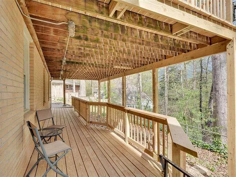 2774 Overlook Dr NE — Photo 29