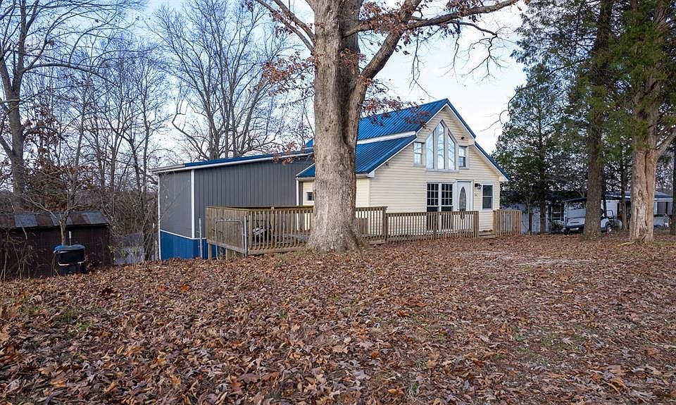 1st image of 247 Shawnee Cir