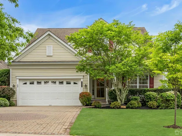 587 Post Ln, Somerset, NJ 08873