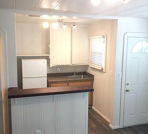 3rd image of 26 1st St #B