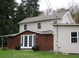 82 Walnut St, White Haven, PA 18661