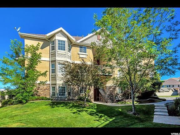 3rd image of 1705 W Westbury Way Unit 12