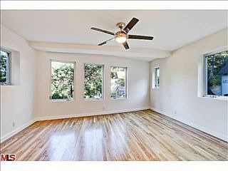 5th image of 2037 Oakstone Way