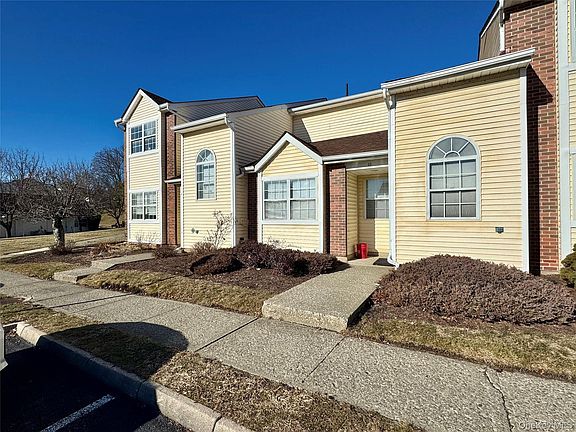 2nd image of 47 Brick Pond Road