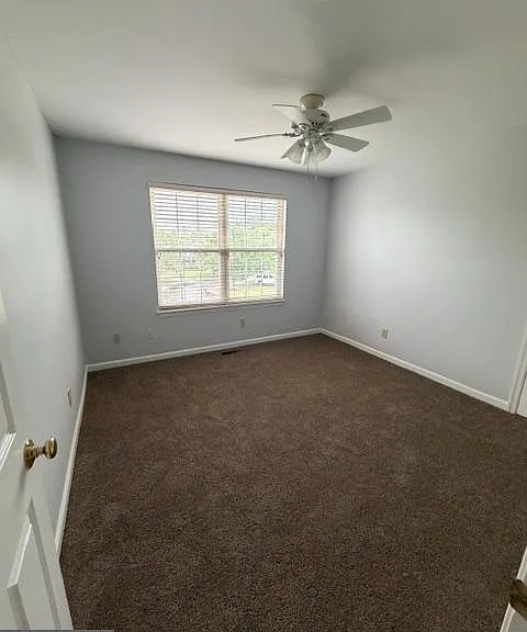 108 Parkside Dr — Photo 26