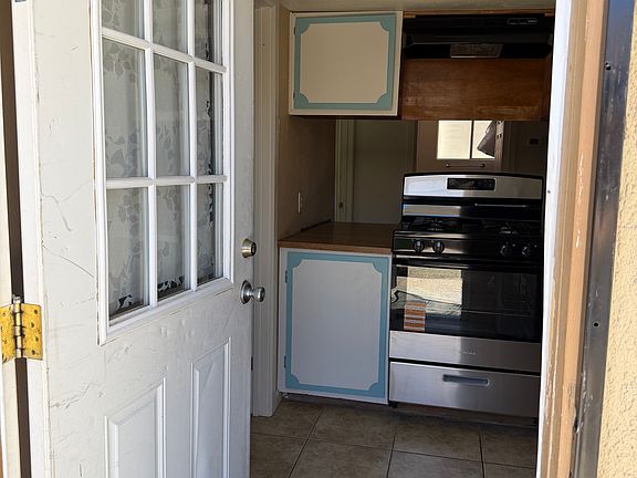 2nd image of 306 Topeka St #A