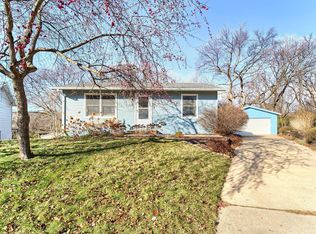 203 E River Ln NE, Rochester, MN 55906