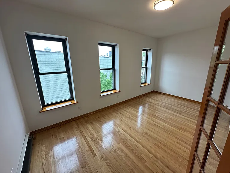 549 Morgan Ave #2 — Photo 8