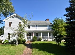 5977 Stow Rd, Hudson, OH 44236