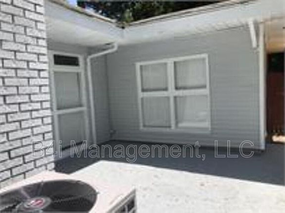 2nd image of 489 North Ave