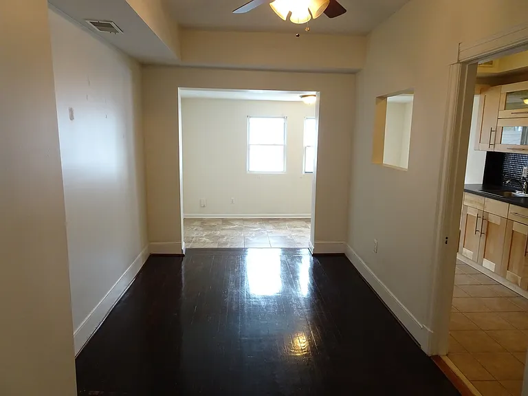 1165 Abbey Pl NE — Photo 6