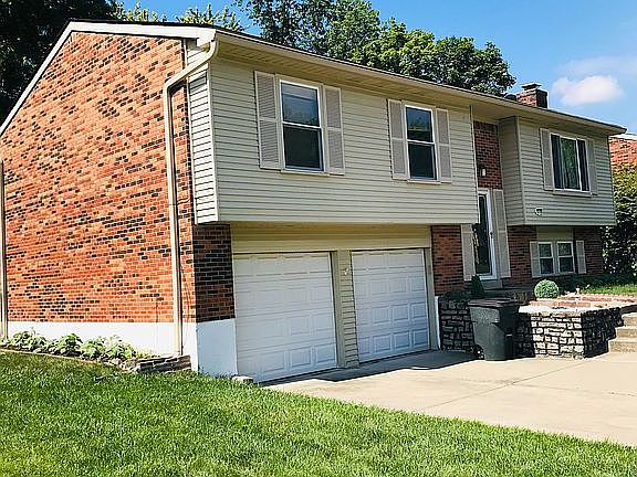 2nd image of 2719 Wesley Dr