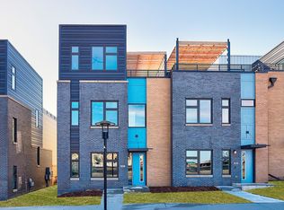 812 E 2nd St, Des Moines, IA 50309