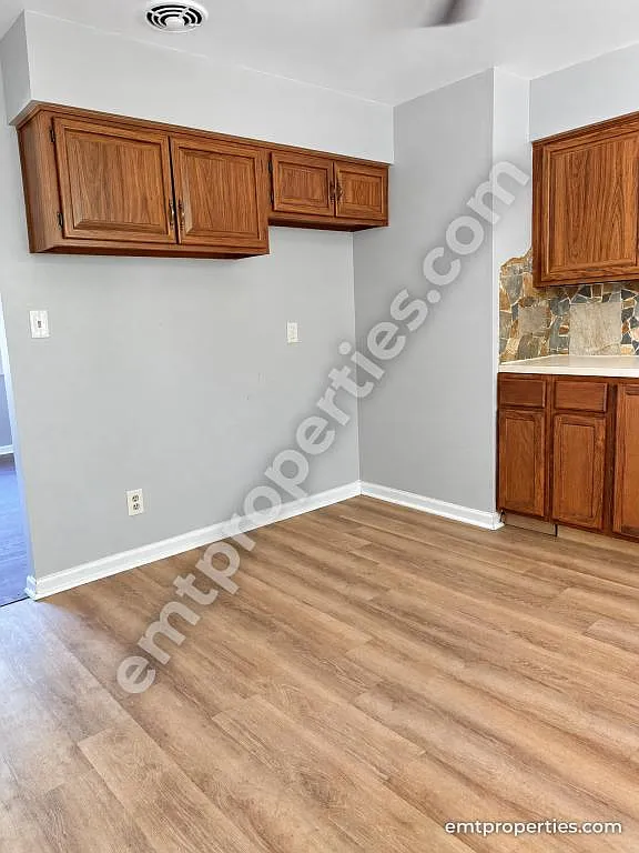 1515 Missouri Ave — Photo 4