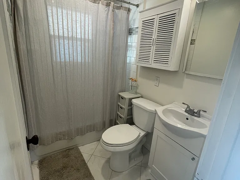 4117 Arlington Ave — Photo 7