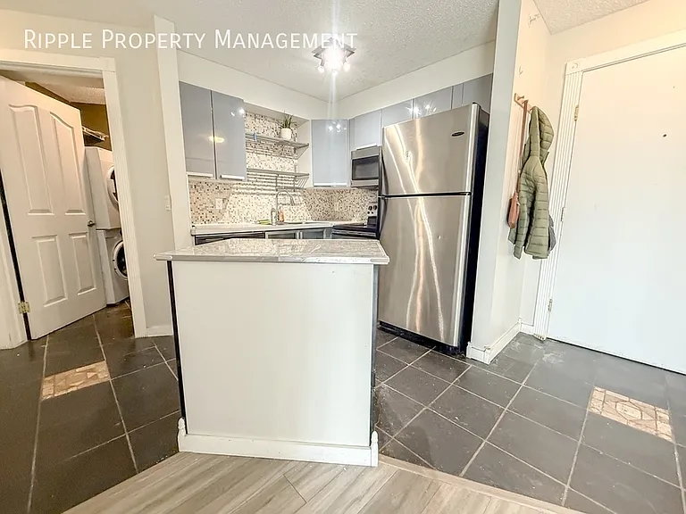 4000 Somervale Ct SW #403 — Photo 7