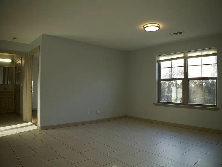 College Center Apartments — Photo 55