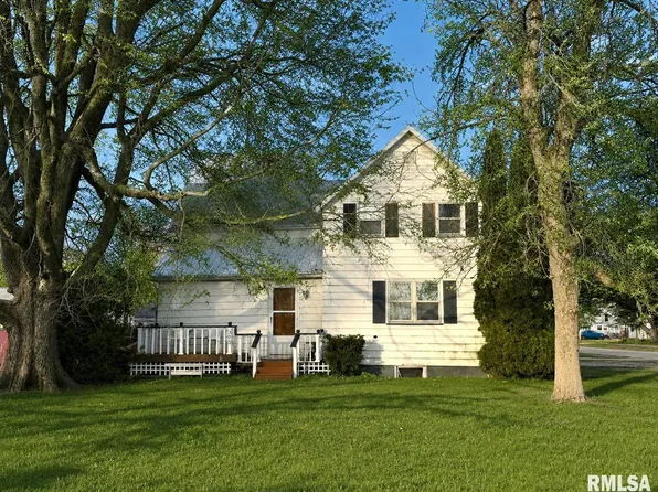 393 E 5th St, Woodhull, IL 61490