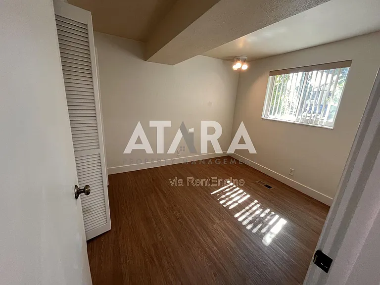 2141 S 2060 E — Photo 14