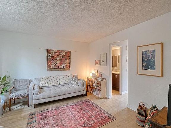 5th image of 800 Bowcroft Pl