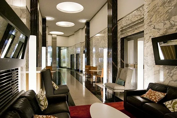 Sold by Compass | media 9