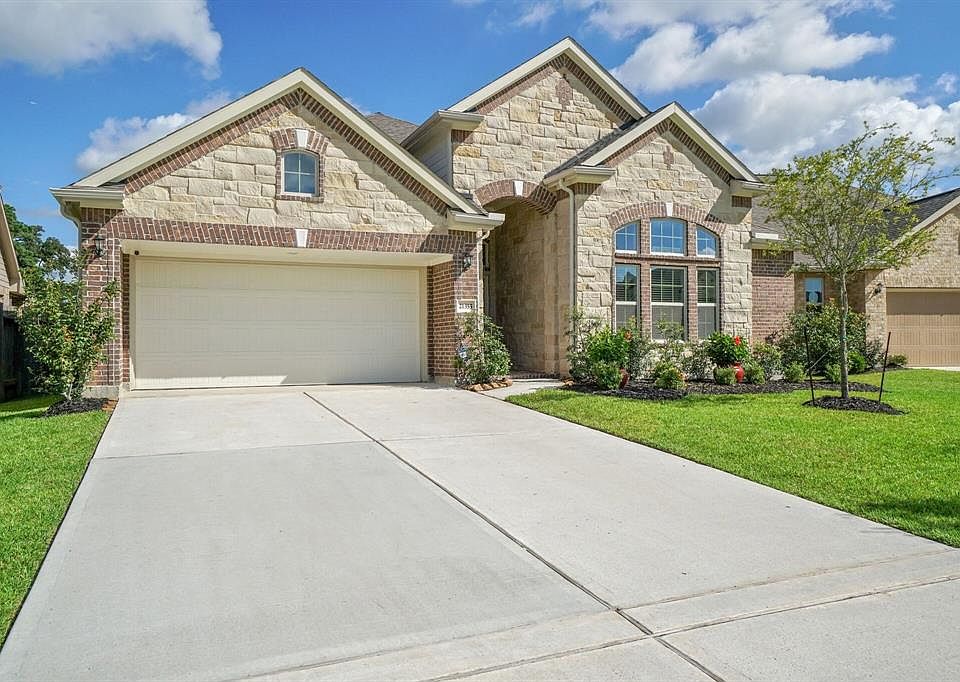 1st image of 21355 Huron Bend Dr