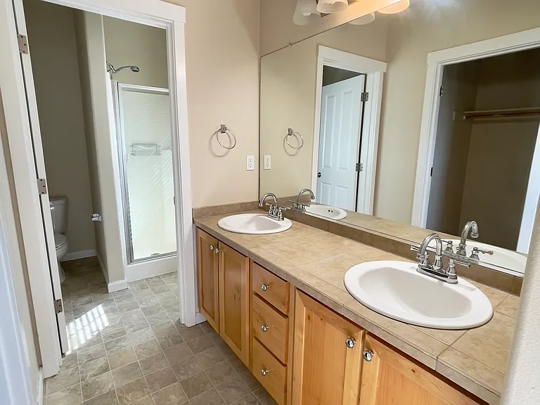 10651 NE Red Wing Way #203 — Photo 8